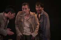 銀プロ 第2回公演「地上最後の冗談」より。