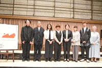 世田谷パブリックシアター2025年度ラインナップ発表会の登壇者。
