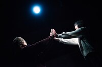 試験紙プロデュース「some day」より。（撮影：水津惣一郎）