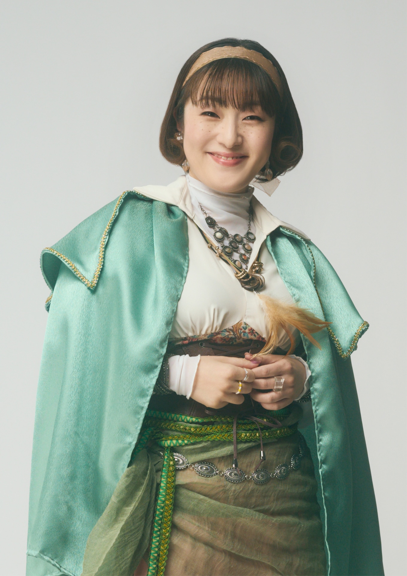 メイ役の田宮華苗。