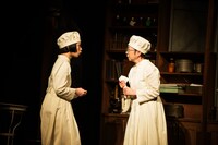 タカハ劇団 第20回公演「他者の国」より。（撮影：塚田史香）