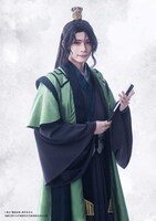 安井一真扮する聶懐桑。