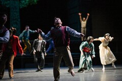 ちょっとしたことがどんどん広がって「バウンス」、イデビアン・クルーの新作開幕