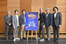 劇団四季 海外新作ミュージカル「バック・トゥ・ザ・フューチャー」合同インタビューの様子。（撮影：荒井健）