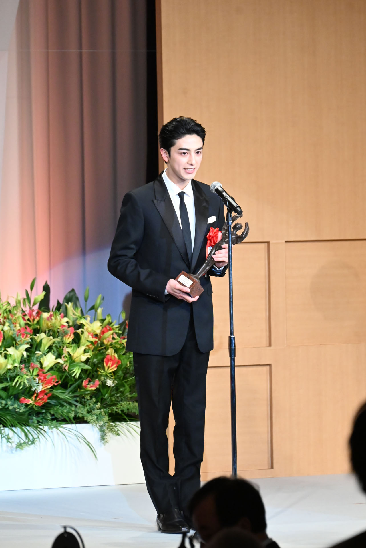 新原泰佑