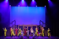 「ミュージカル『忍たま乱太郎』第14弾外伝～三年生、雑渡昆奈門に弟子入りの段～」より。（撮影：丸山尚）