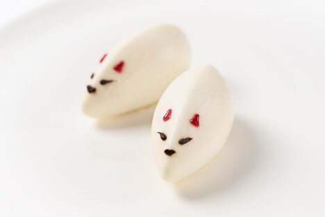 源九郎狐甘酒のチーズケーキ。