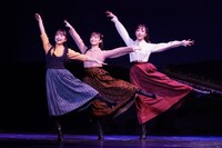 ミュージカル「屋根の上のヴァイオリン弾き」より。