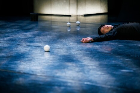 SePT独舞 vol.24 ながめくらしつ目黒陽介独演「ライフワーク」より。（撮影：加藤春日）