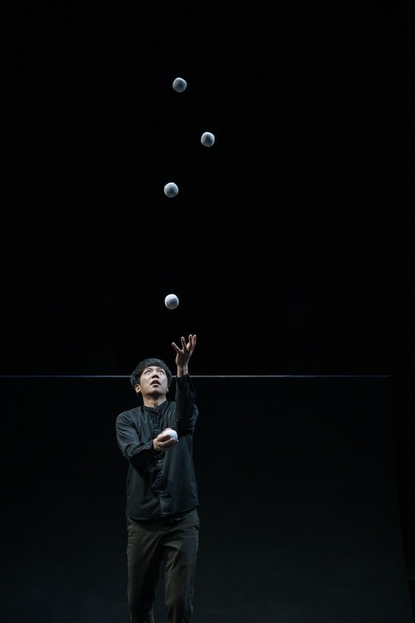 SePT独舞 vol.24 ながめくらしつ目黒陽介独演「ライフワーク」より。（撮影：加藤春日）