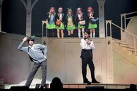 舞台「五等分の花嫁」より。