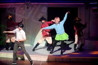 舞台「五等分の花嫁」より。