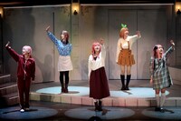 舞台「五等分の花嫁」より。