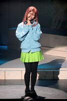 舞台「五等分の花嫁」より。