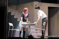 舞台「五等分の花嫁」より。