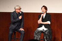 左から堤幸彦、髙橋大輔。