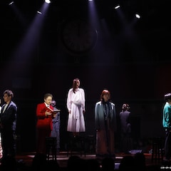 マーダーミステリーシアター「殺意の代償」開幕、七海ひろきら出演の初日公演の舞台写真が到着