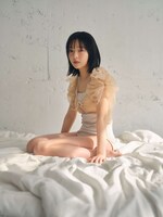 レースボディスーツ