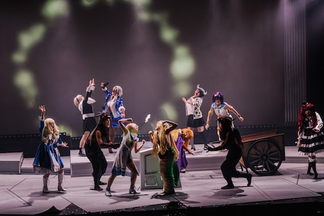 舞台「邪神ちゃんドロップキック・新」より。