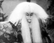 「菊五郎の鏡獅子 4Kデジタル修復版」より。(松竹大谷図書館所蔵)