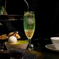 「アフタヌーンティーセット～『ウィキッド』～」より、「グリーンアップルソーダ」。