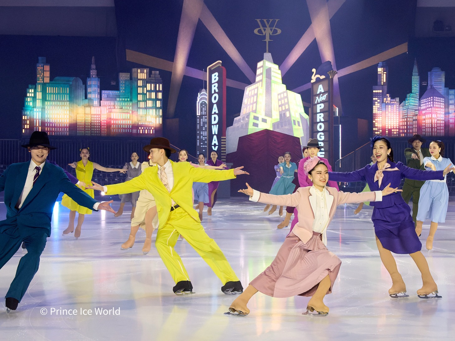 過去公演の様子（プリンスアイスワールドチーム）。
