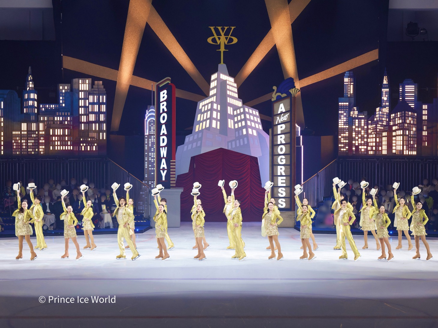 過去公演の様子（プリンスアイスワールドチーム）。