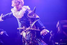 劇団壱劇屋東京支部「二対一-についひとつ-」より。（撮影：河西沙織）