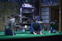 GORCH BROTHERS PRESENTS「極めてやわらかい道」より。（撮影：サギサカユウマ）