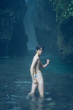 「高橋健介メモリアルフォトブック（タイトル未定 ）」より。（撮影：神藤剛 ©Kensuke Takahashi 
/ KADOKAWA）