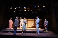 劇団温泉ドラゴン 第19回公演「痕、婚、」より。（撮影：松本和幸）