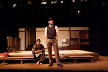 劇団温泉ドラゴン 第19回公演「痕、婚、」より。（撮影：松本和幸）