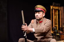 劇団温泉ドラゴン 第19回公演「痕、婚、」より。（撮影：松本和幸）