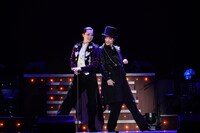 ミュージカルレビュー「TARKIE～伝説の女たち～」より。（撮影：友澤綾乃）