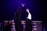 ミュージカルレビュー「TARKIE～伝説の女たち～」より。（撮影：友澤綾乃）