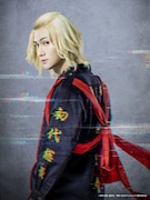 松田凌扮する佐野万次郎。