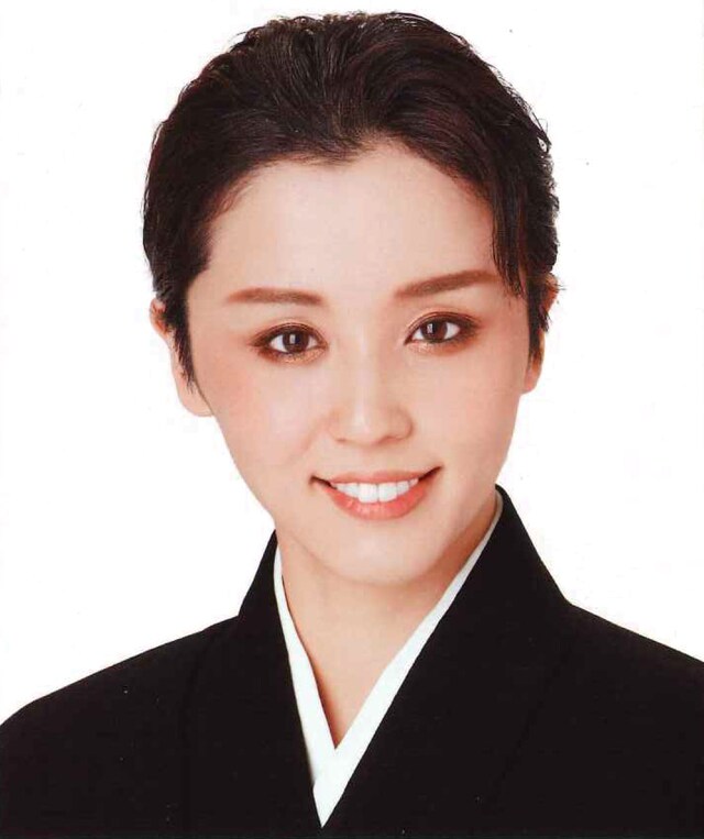 暁千星©︎宝塚歌劇団