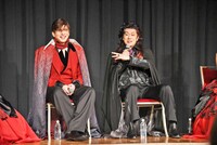 左から城田優、山口祐一郎。