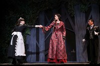 M＆Oplaysプロデュース「鎌塚氏、震えあがる」より。（撮影：宮川舞子）