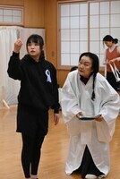 リーディングドラマ「ふしぎ駄菓子屋 銭天堂」稽古場の様子。