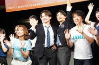 ミュージカル「ジェイミー」のプレイベントより。前列左から安蘭けい、三浦宏規、髙橋颯、石川禅。