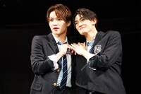 左から三浦宏規、髙橋颯。