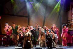 やくざたちの婚活コメディ描く「妻らない極道たち」東京で開幕