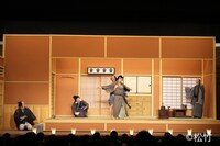 「第三十八回 四国こんぴら歌舞伎大芝居」第二部「眠駱駝物語 らくだ」より。