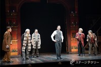 パルコ・プロデュース 2025「エドモン～『シラノ・ド・ベルジュラック』を書いた男～」より。