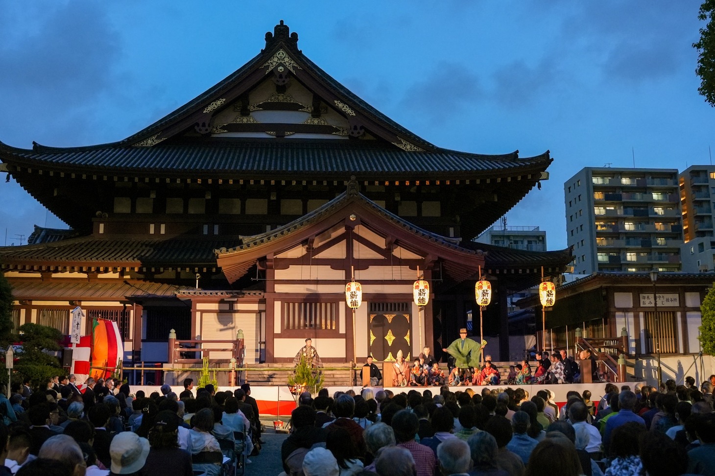 令和5年度 第48回川崎大師薪能より。（撮影：前島吉裕）