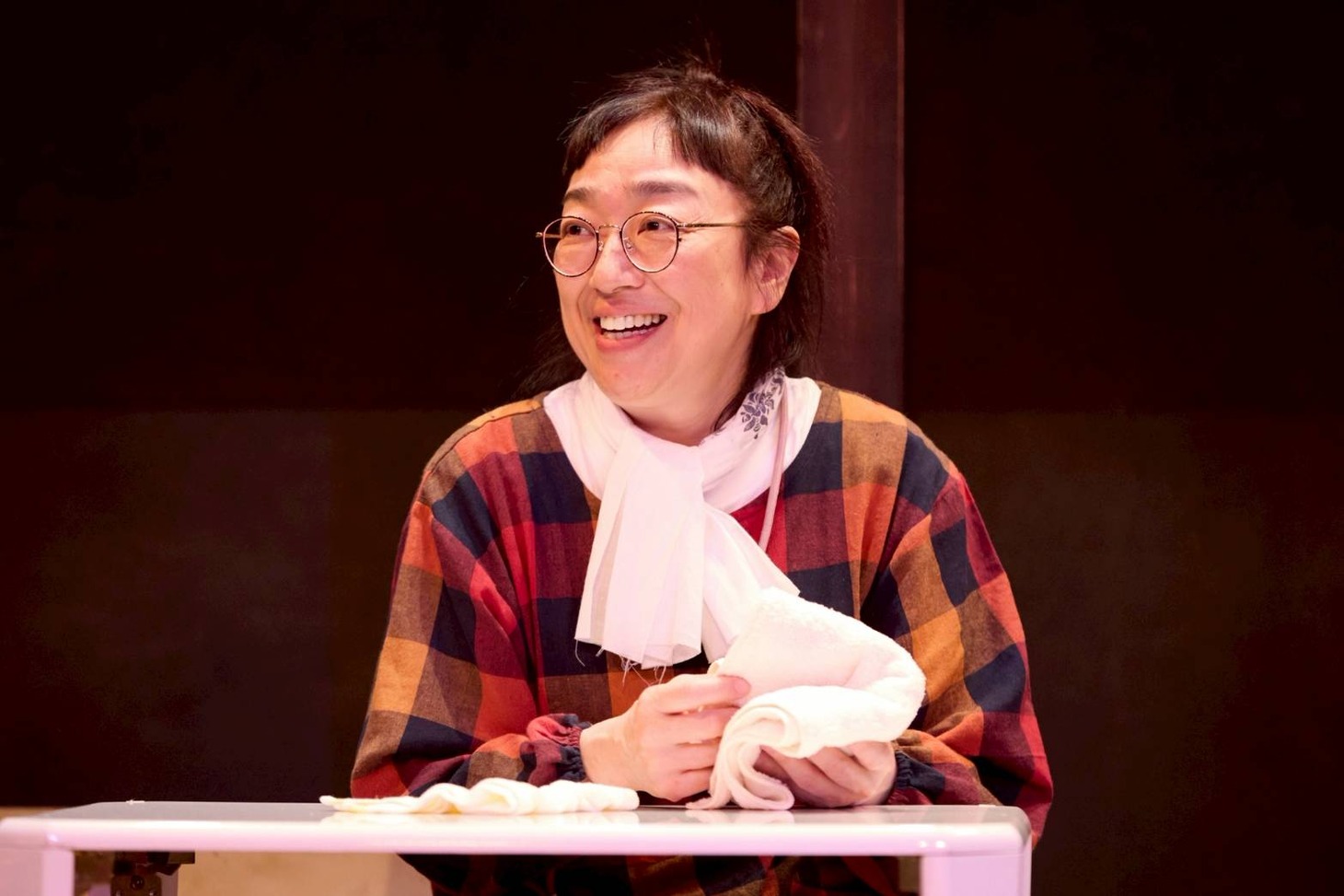 ふくふくや 第22回公演「大串枠子の日常」より。（撮影：高橋良平）