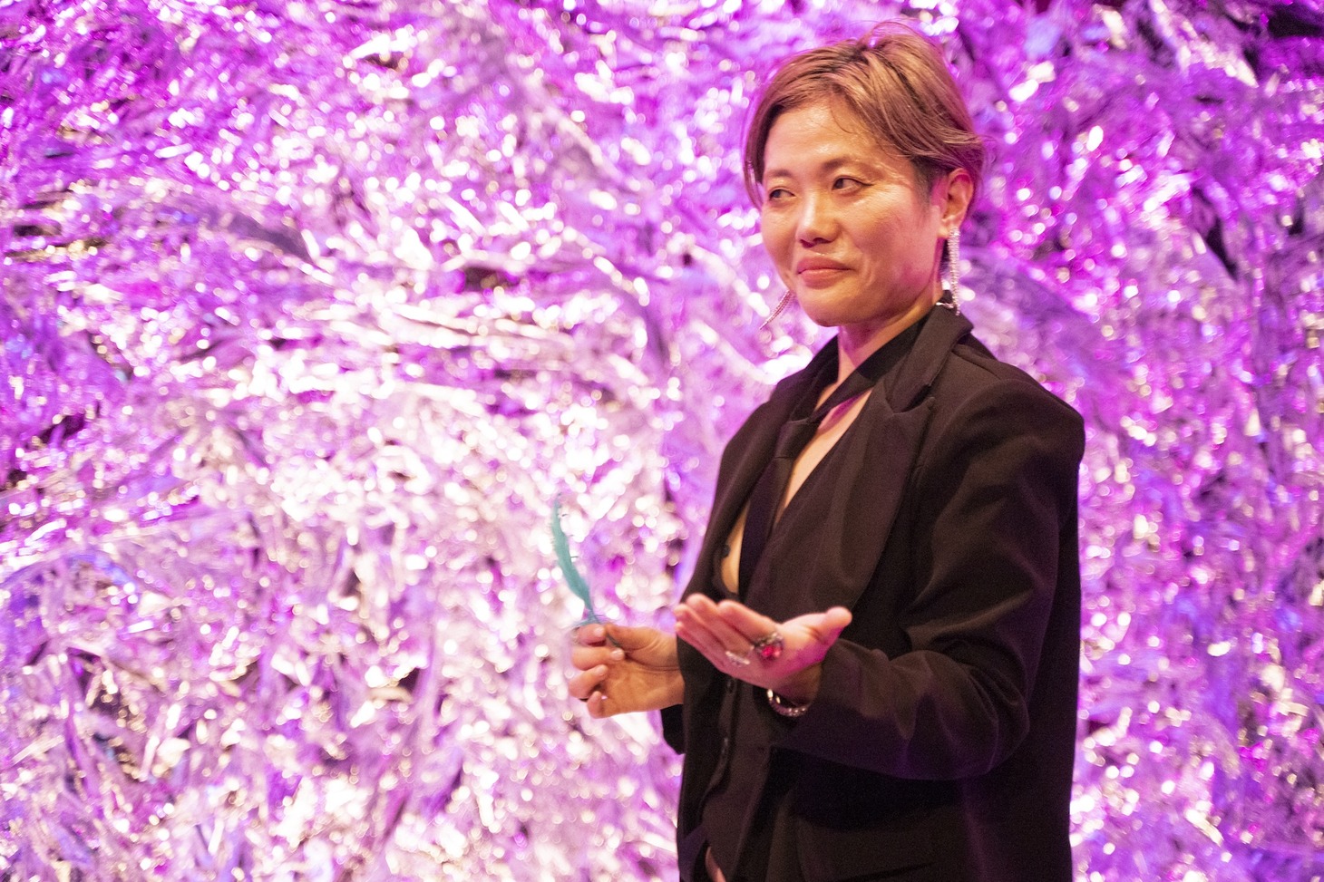 ジュンコエモト「真夜中に寂しくなったときに観たい演劇」より。（撮影：曳野若菜）