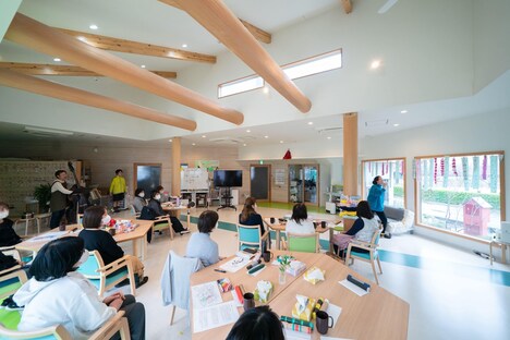 「クロスプレイ東松山」ハイドロブラスト「ケアと演技」より。（撮影：加藤甫）