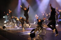 ハンドルズ×コンドルズ 2nd STEP「Walk This Way」より。